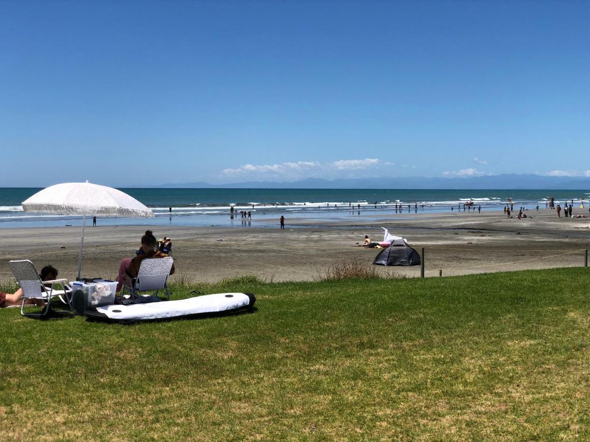 Beachpoint Apartments Ohope Buitenkant foto