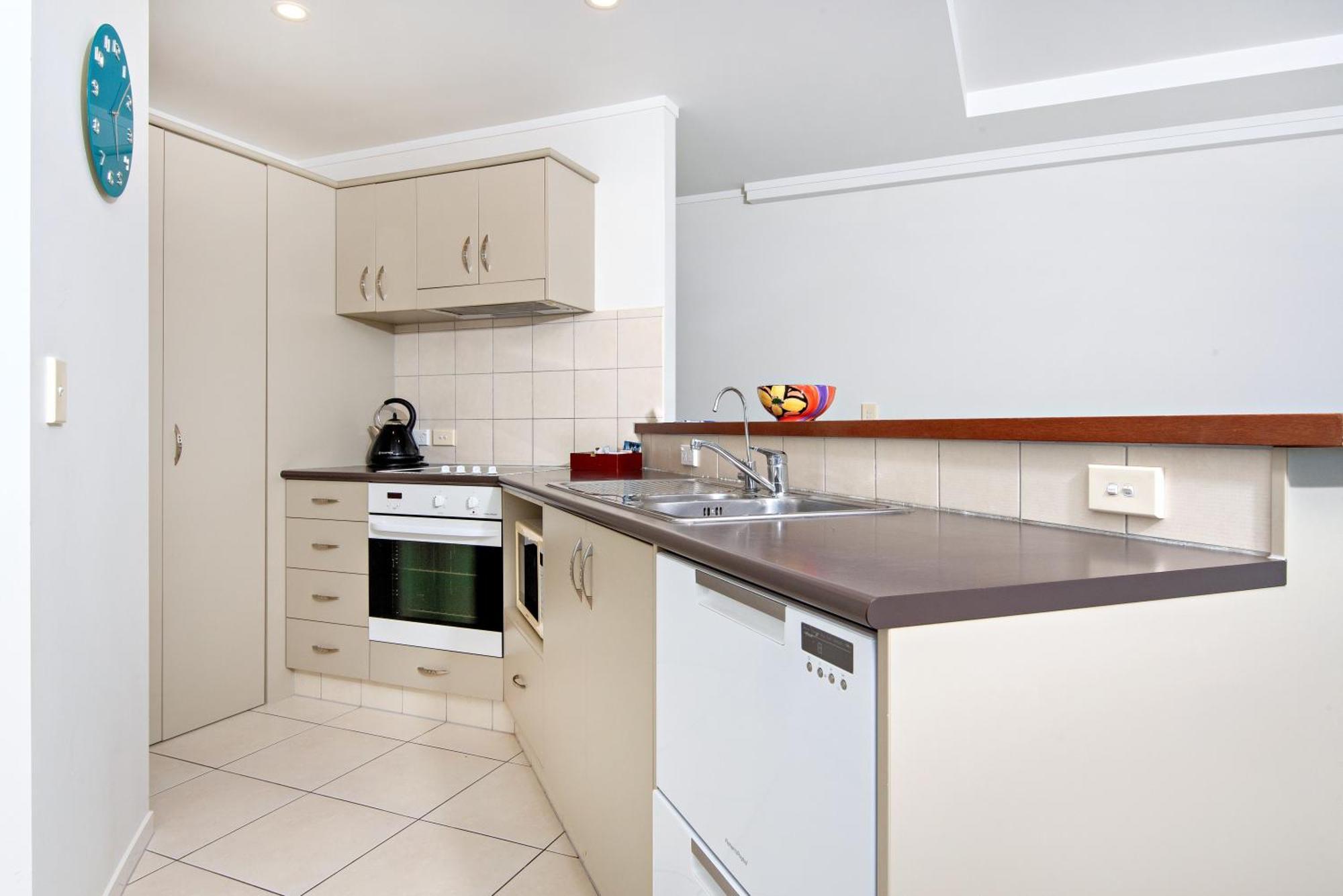 Beachpoint Apartments Ohope Buitenkant foto