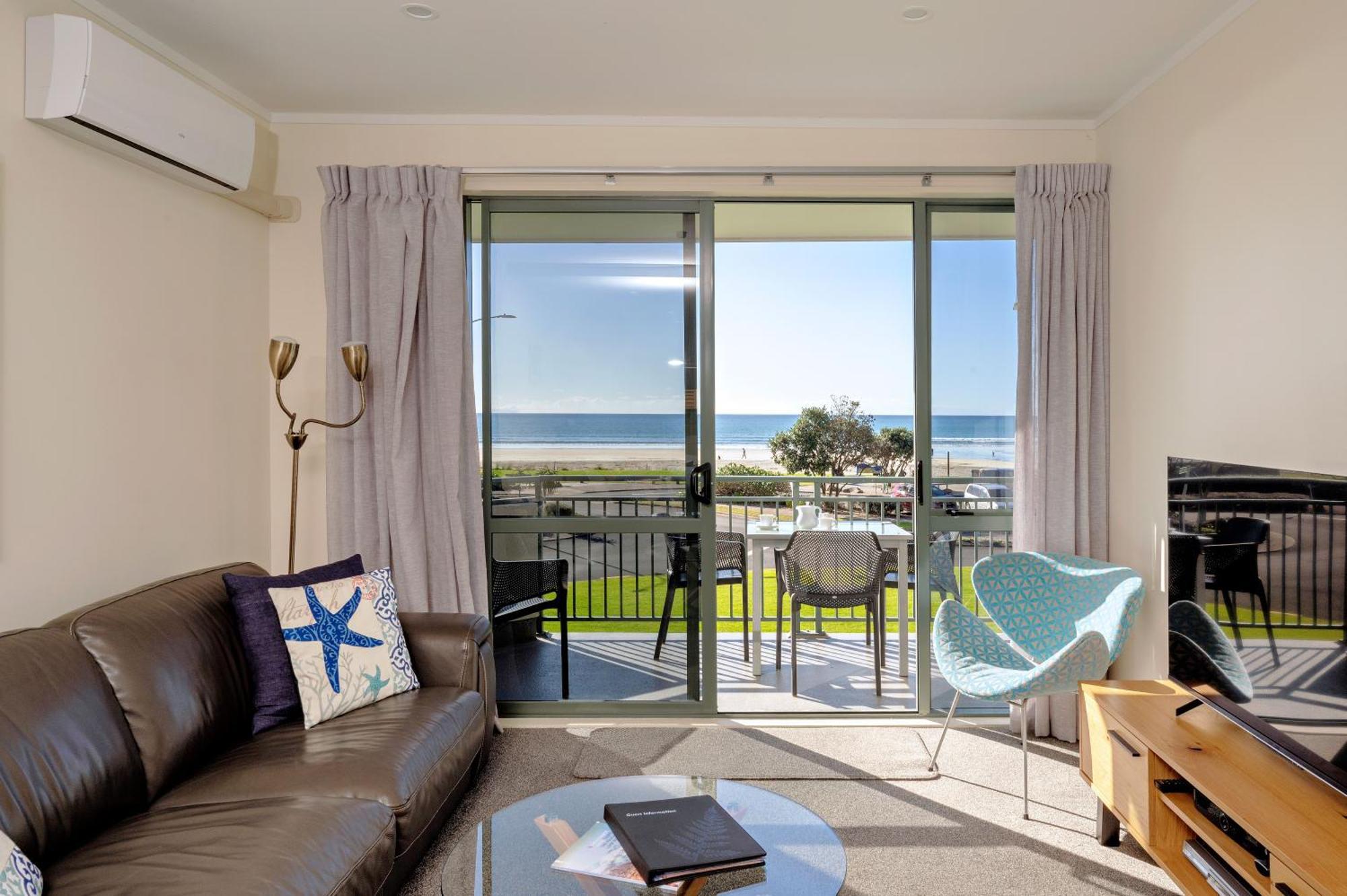 Beachpoint Apartments Ohope Buitenkant foto