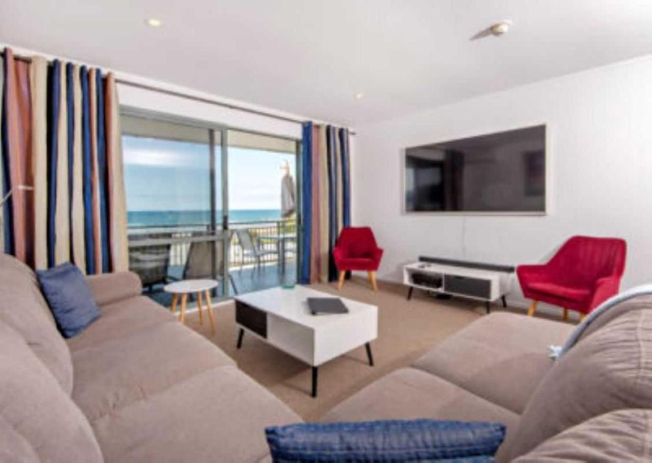 Beachpoint Apartments Ohope Buitenkant foto
