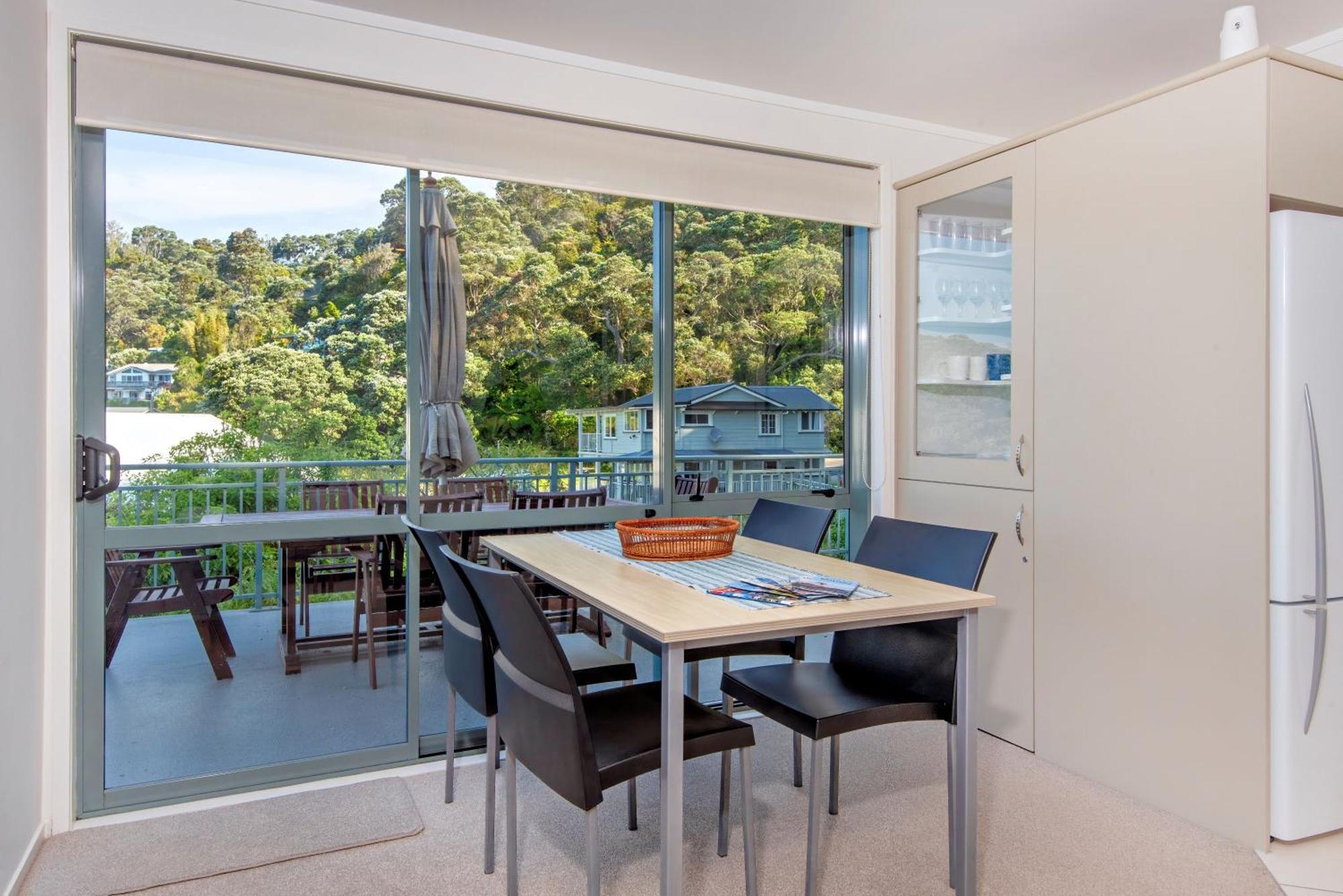 Beachpoint Apartments Ohope Buitenkant foto